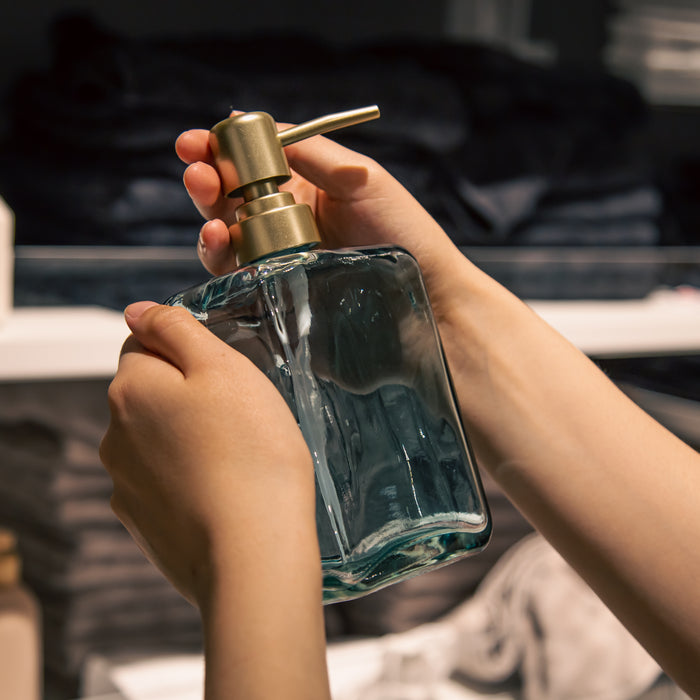 101 Tips For Storing And Organizing Your Luxury Perfume Collection