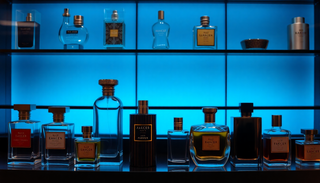 Shop Luxury Scents from the Comfort of Home: Your Ultimate Guide to Buying Perfume Online in 2025