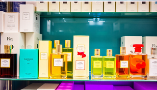 How to Identify Authentic Discount Designer Perfumes at PerfumeOutlet.com and Avoid Fakes